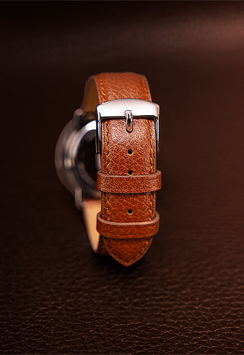 Men & Women > Brown watch straps | L'Atelier keychains FREE with any purchase over €110