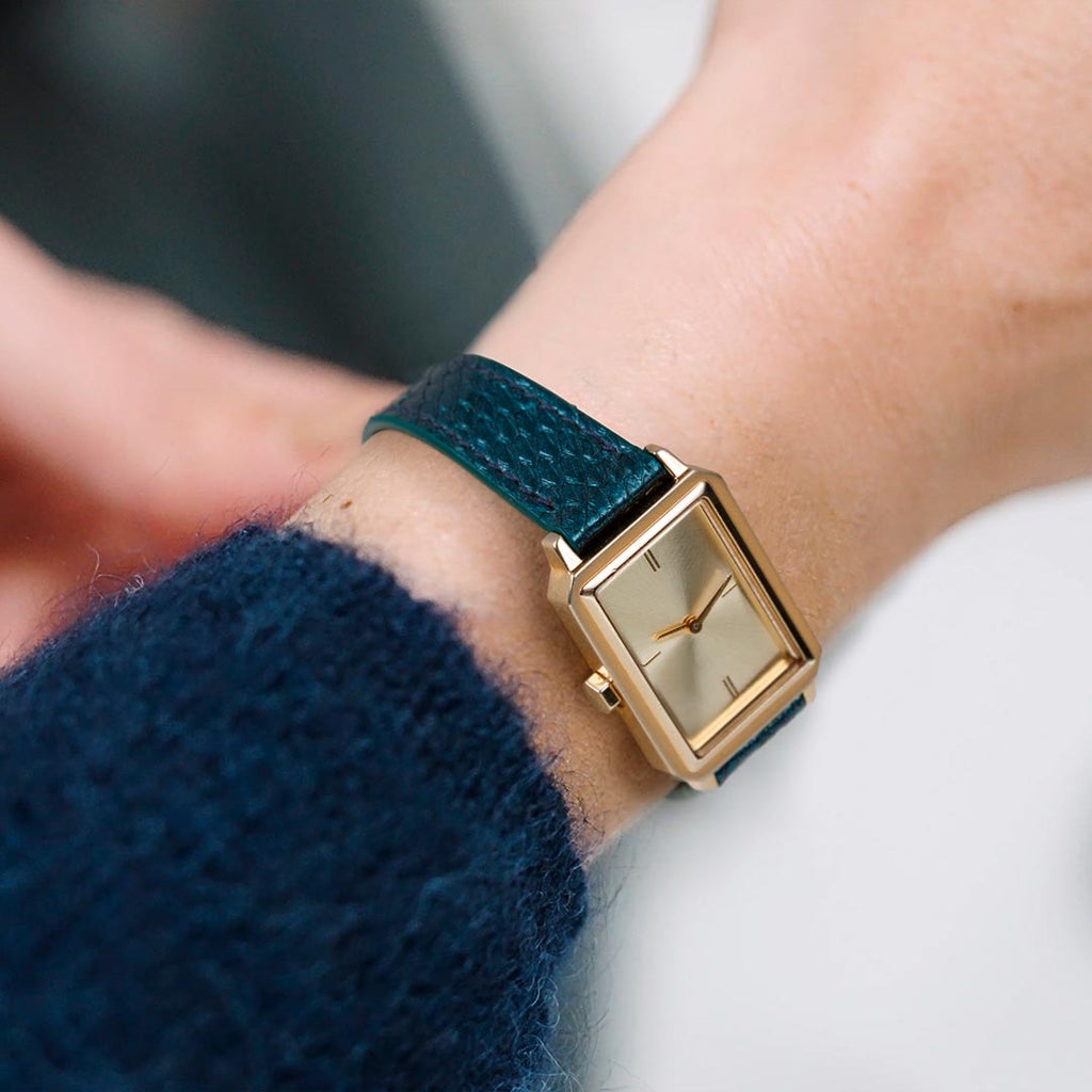 bracelet en cuir de truite bleu marine