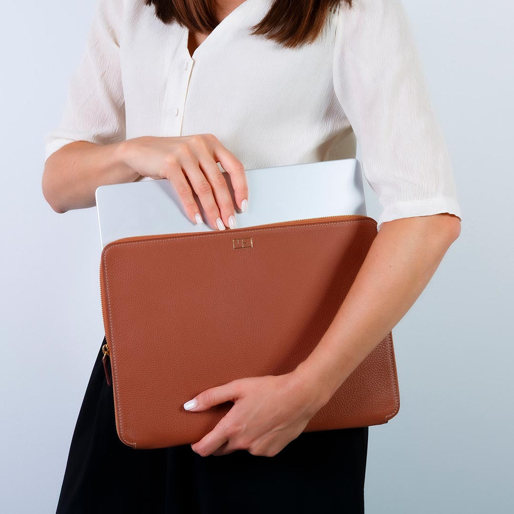 pochette d’ordinateur fabriquée à la main